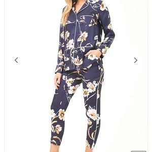 NWT Forever 21 Navy & Floral Satin Pajama Style